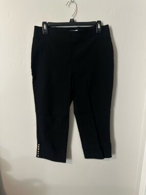 Liz Claiborne Black Capri Pants with Gold Button Detail